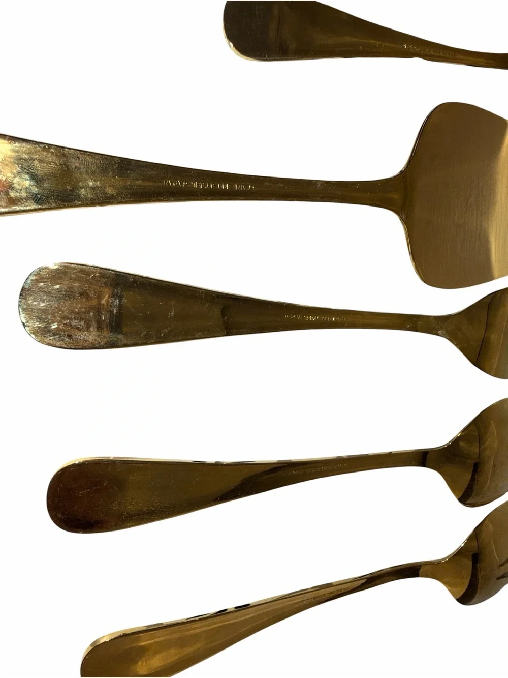 Hollyberry flatware 32 piece set and 4 serving utensils